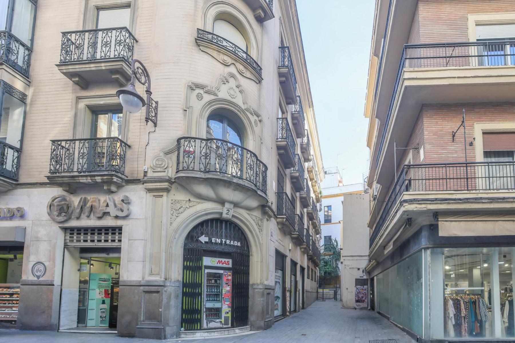 Galindo Center Premium Suites, Free Parking Sevilla Exterior foto